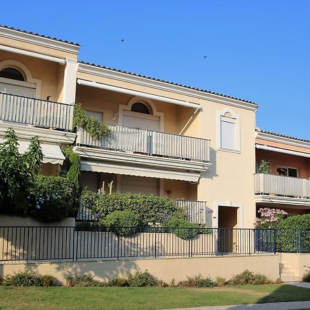 Appartement Les Pins Bleus A8 Sainte-Maxime Exterior photo