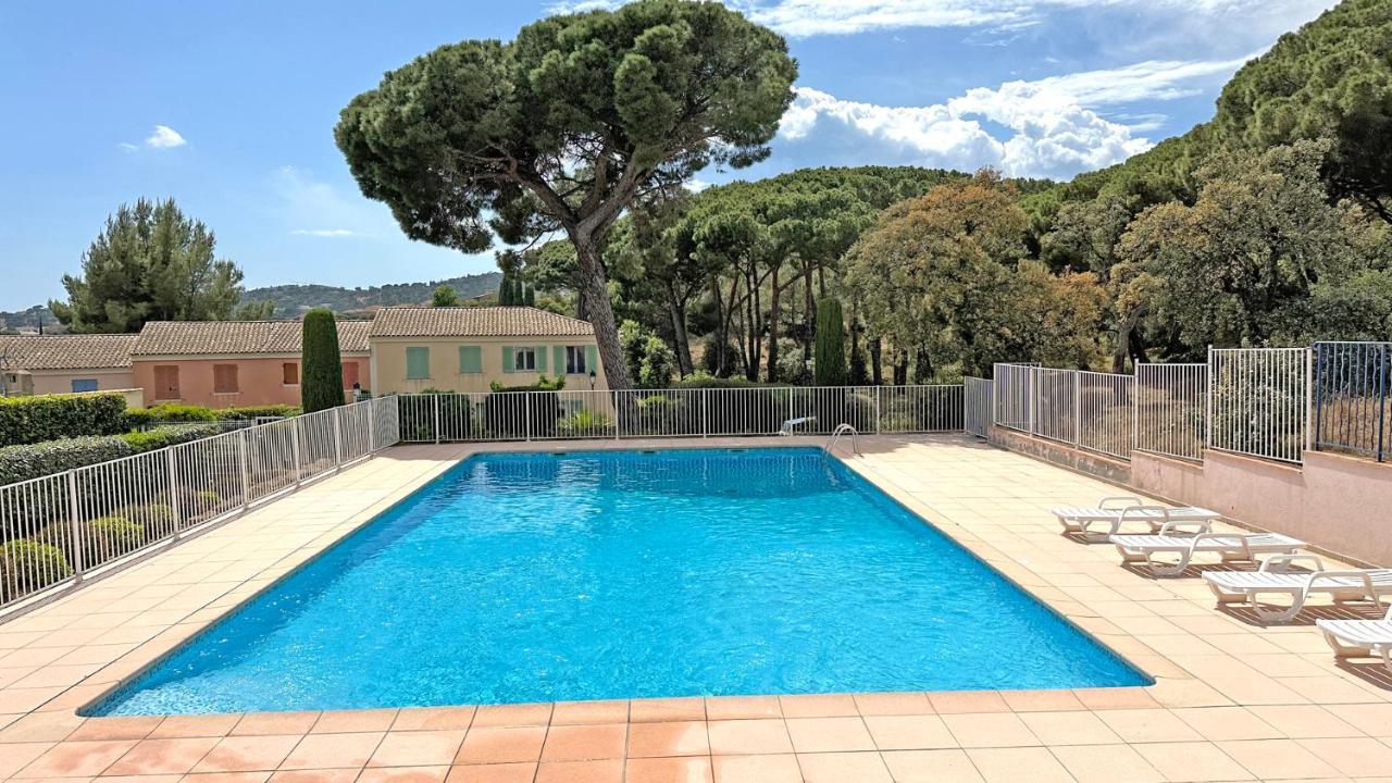 Appartement Les Pins Bleus A8 Sainte-Maxime Exterior photo